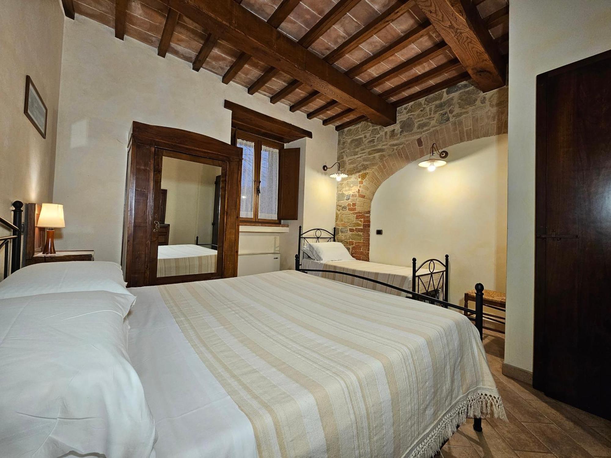 La Fonte Di Montebuono Villa Маджоне Стая снимка